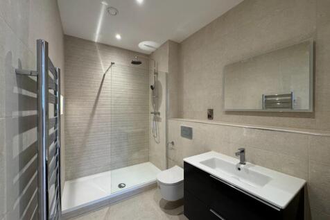 master ensuite