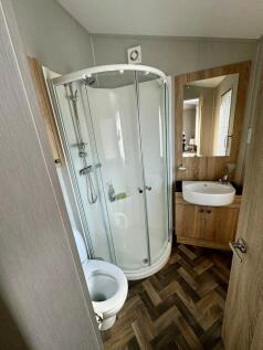 En Suite Shower