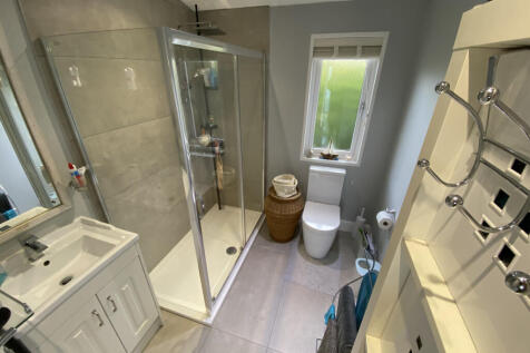 Family Bathroom View 