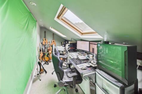 Loft Room