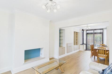 Living Room/Dining Room