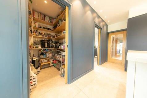 Step in larder