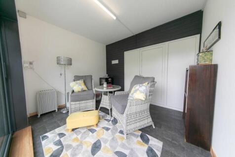 Garden room