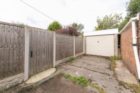 External garage