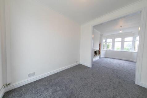 Dining room and lounge