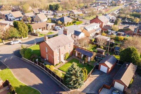 Rear corner aerial