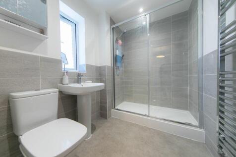 Bedroom 1 en-suite