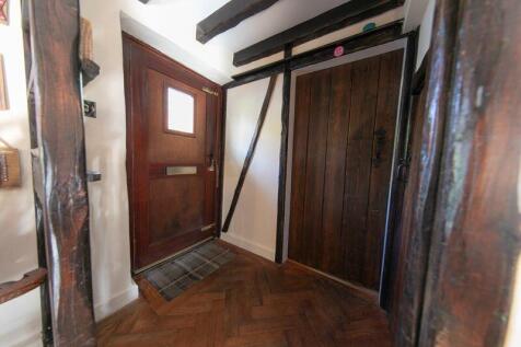 Entrance porch
