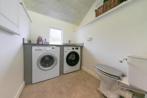 Laundry &amp; W.C.