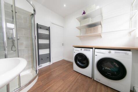 Utilities &amp; shower room