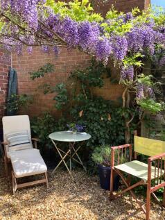 Alfresco 