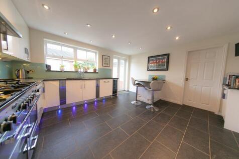 Kitchen &amp; breakfast room