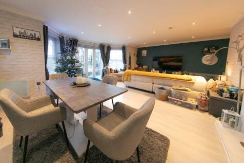 Open plan living and dining space