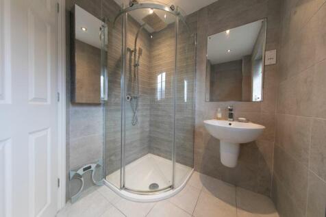 Bedroom 1 en-suite
