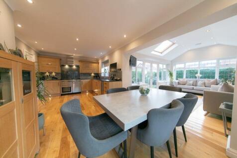 Open plan kitchen, living &amp; dinin...