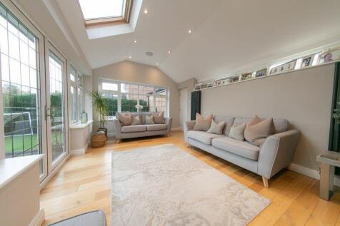 Rear living space