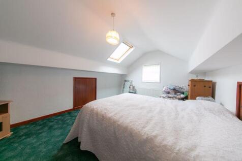 First floor bedroom 1