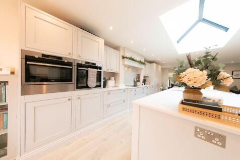 Stylish modern fitted kitchen