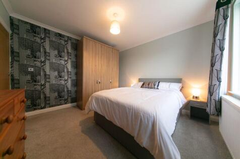 Ground floor bedroom 1