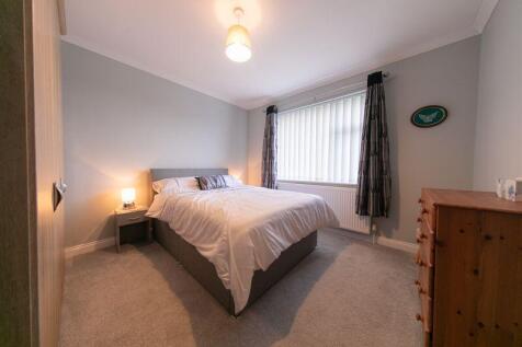 Ground floor bedroom 1