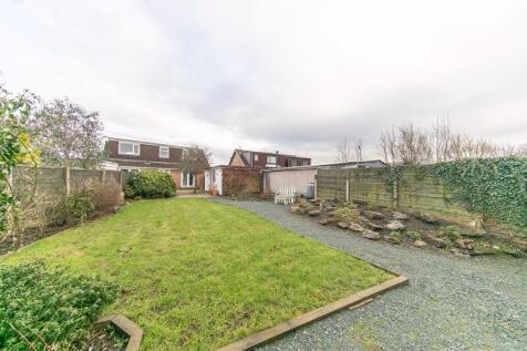 Substantial private garden