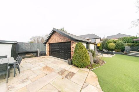 Garden &amp; garage