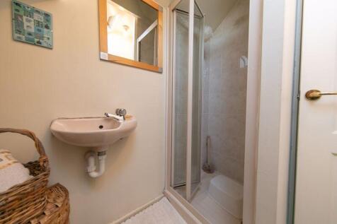Loft room en-suite