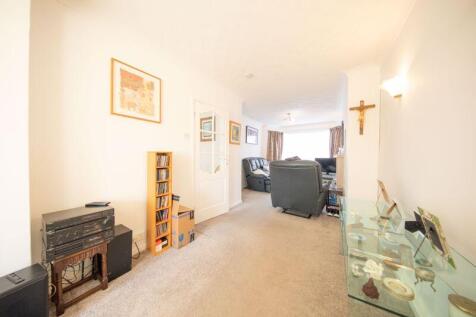 Double aspect living room