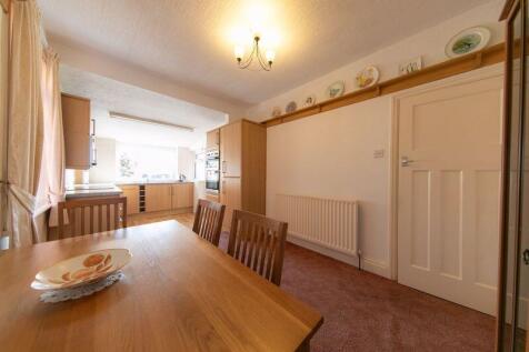 Dining room &amp; kitchen