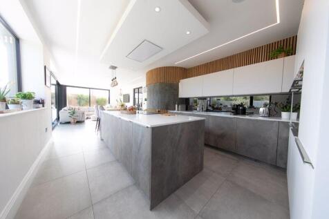 Open plan kitchen, living and dining ...