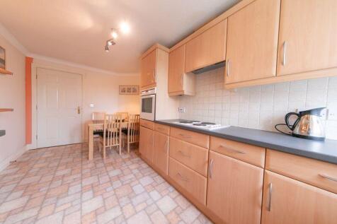 Kitchen &amp; breakfast room