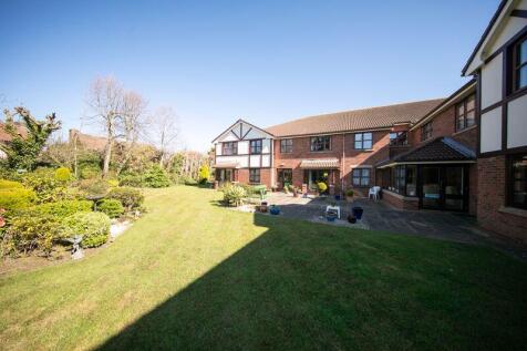 Beautifully maintained communal gardens