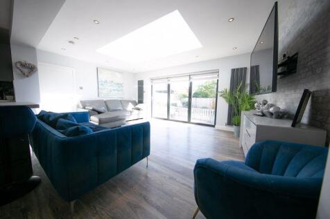 Rear living space