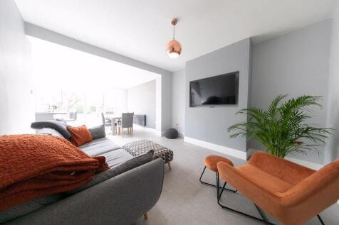 Open plan kitchen, living and dining ...