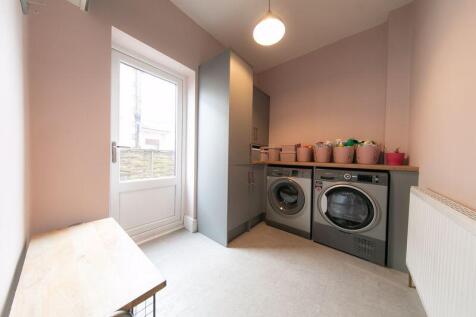 Laundry &amp; boot room