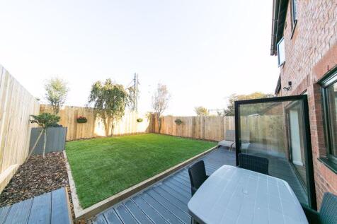 Neatly landscaped private garden