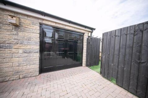 External garage