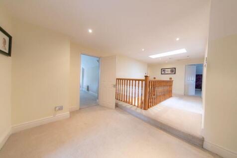 First floor landing