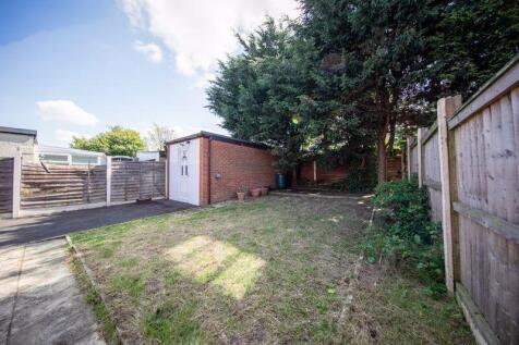 Private garden &amp; garage
