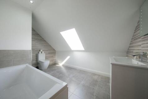 2nd floor bathroom