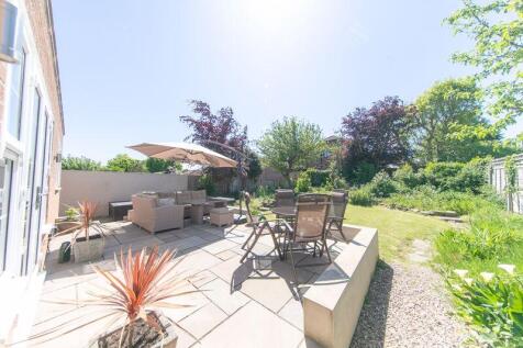 Private garden