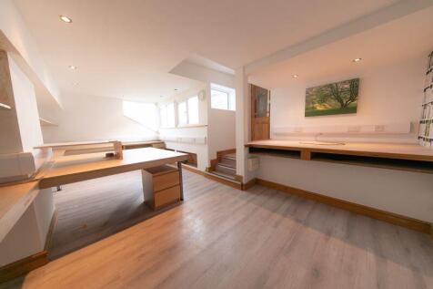 Bedroom 5/office/studio