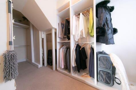 Bedroom 1 dressing room