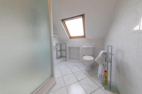 2nd floor shower room