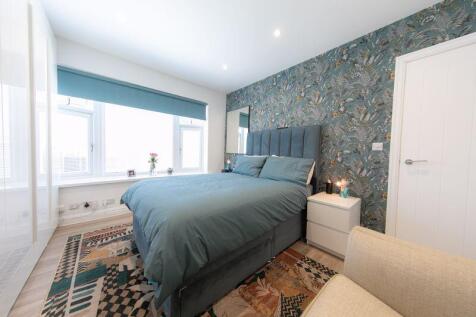 Ground floor bedroom 1