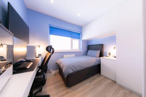 Ground floor bedroom 2
