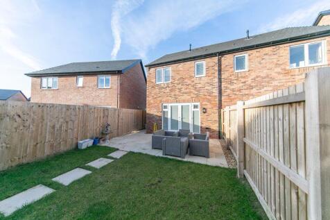 Neatly landscaped private garden