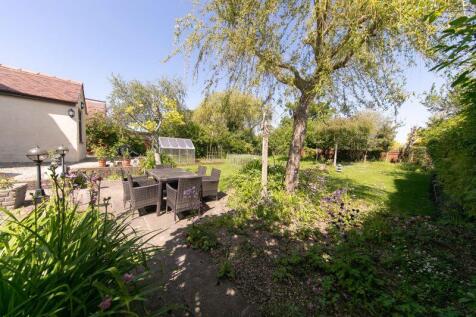 Private garden