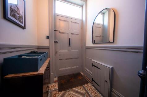 Entrance porch