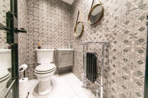 Ground floor washroom